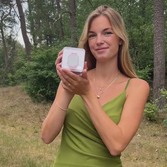 Video SmartKiddy Pro GPS horloge voor kinderen in gebruik